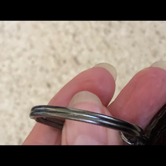 MARVEL UNIVERSAL STUDIO " ISLANDS OF ADVENTURE " KEY RING - Picture 8 of 15